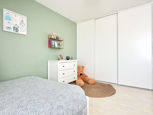 PLUNERET - MAISON FAMILIALE - 150M2, 4 CHAMBRES, VUES SUR LES CHAMPS