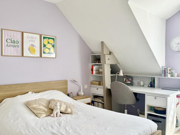 PLUNERET - MAISON FAMILIALE - 150M2, 4 CHAMBRES, VUES SUR LES CHAMPS