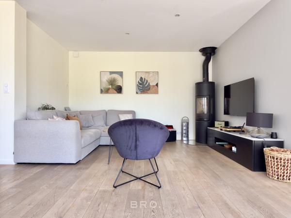 PLUNERET - MAISON FAMILIALE - 150M2, 4 CHAMBRES, VUES SUR LES CHAMPS