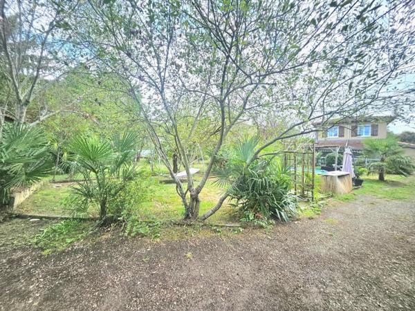 MAISON PROCHE TOUS COMMERCES A PIEDS