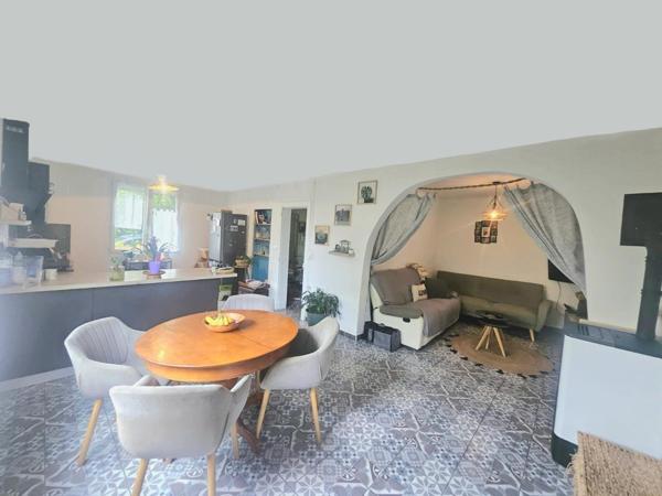 MAISON PROCHE TOUS COMMERCES A PIEDS