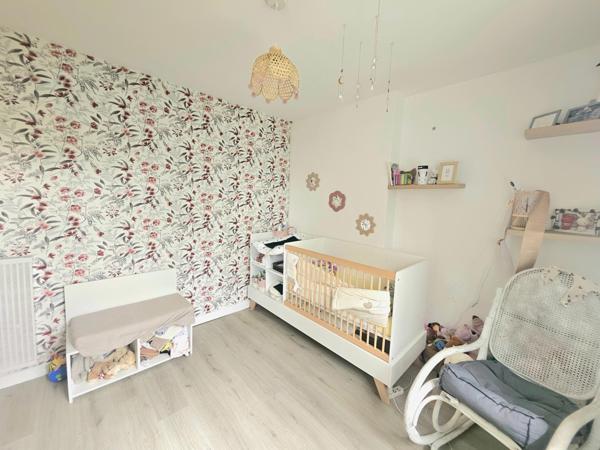 MAISON PROCHE TOUS COMMERCES A PIEDS