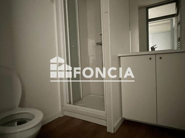 Location Studio 29.3 m² - 2 AVENUE MONSEIGNEUR CHAUVIN Jonzac 17500