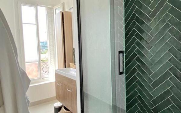 Appartement à louer    2 pièces •  Courbevoie