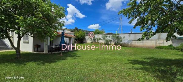 Maison à vendre 13 pièces de 250 m²