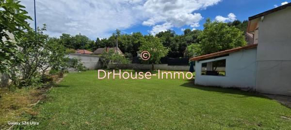 Maison à vendre 13 pièces de 250 m²