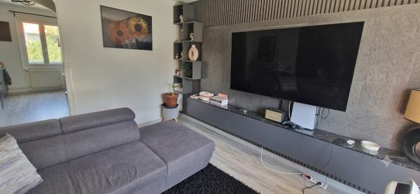Montjuzet – Chambre de commerce – Appartement – Balcon – Cave et garage