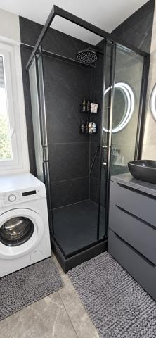 Montjuzet – Chambre de commerce – Appartement – Balcon – Cave et garage