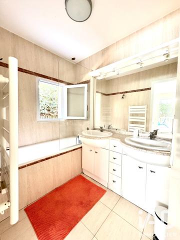Maison à vendre 8 pièces 184 m² Lacanau