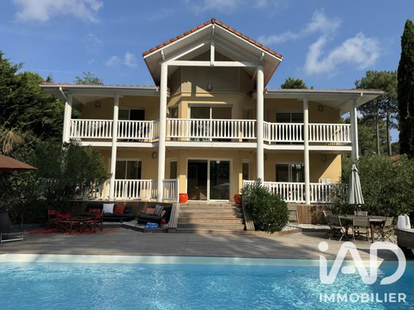 Maison à vendre 8 pièces 184 m² Lacanau