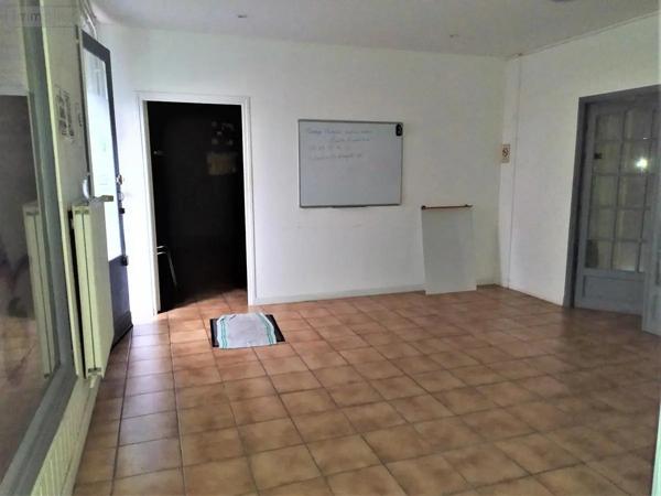 Location - Fonds et/ou murs commerciaux Caudry 59540 80 m 2
