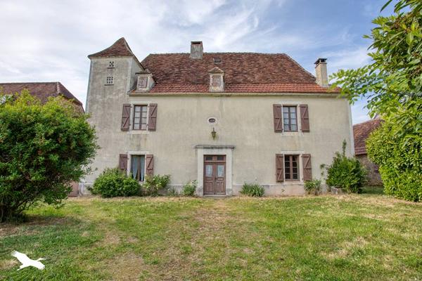 Maison à vendre |                                       Reilhaguet |                                        6 pièces  |  126 m²