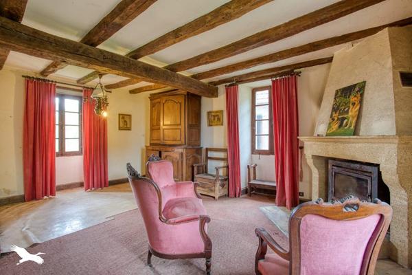 Maison à vendre |                                       Reilhaguet |                                        6 pièces  |  126 m²