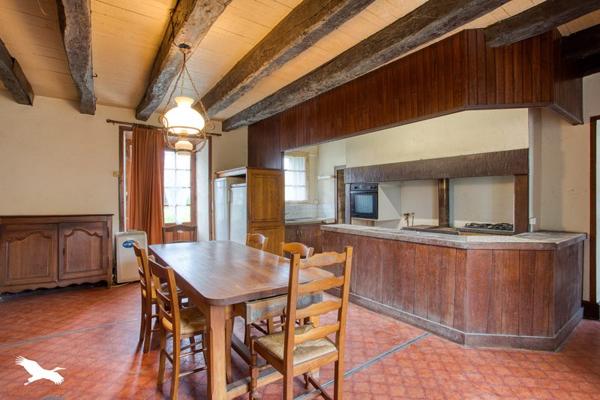 Maison à vendre |                                       Reilhaguet |                                        6 pièces  |  126 m²