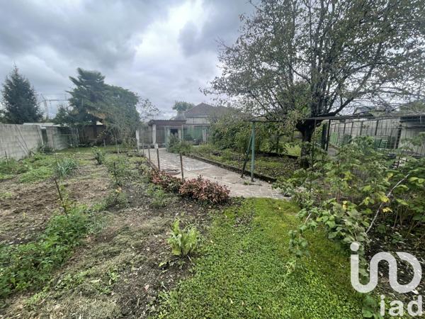 Maison 7 pièces de 202 m² à Lescar (64230)