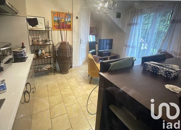 Maison 7 pièces de 202 m² à Lescar (64230)