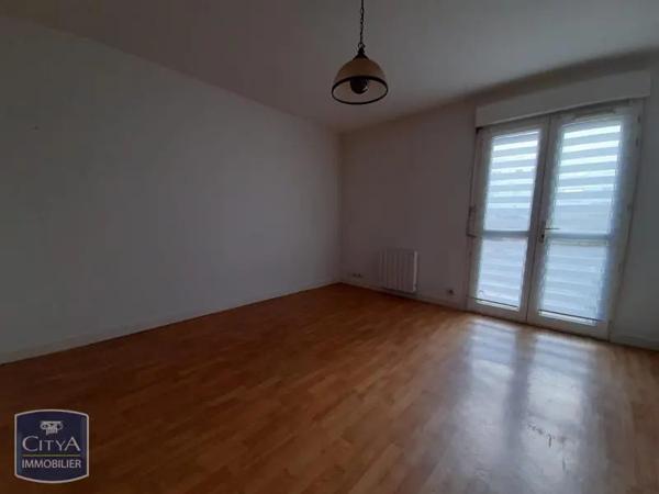 Appartement à louer 2 pièces 39.11m² Nantes (44100)