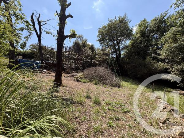 Terrain à vendre  2775 m 2   OPIO  - 06
