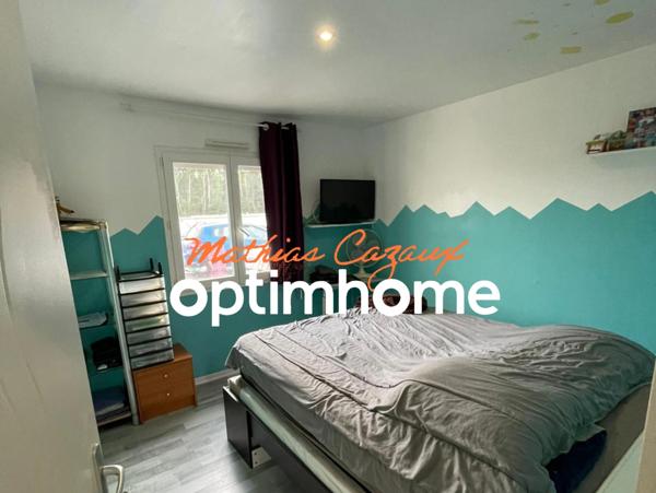 Maison 109m². 3 chambres sur 5900m² de terrain.