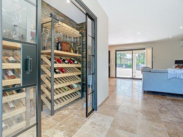 Maison de plain pied récente à vendre à Ussac - 3 chambres - 1 bureau - 2 salles de bains - garage - Terrain clos