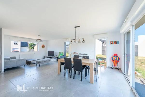 Maison à vendre 5 pièces 110m² Saint-Amand-les-Eaux (59230)