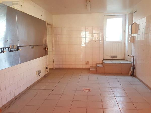 Fonds et/ou murs commerciaux à vendre à Gourin dans le Morbihan (56110), ref : 56071-2603