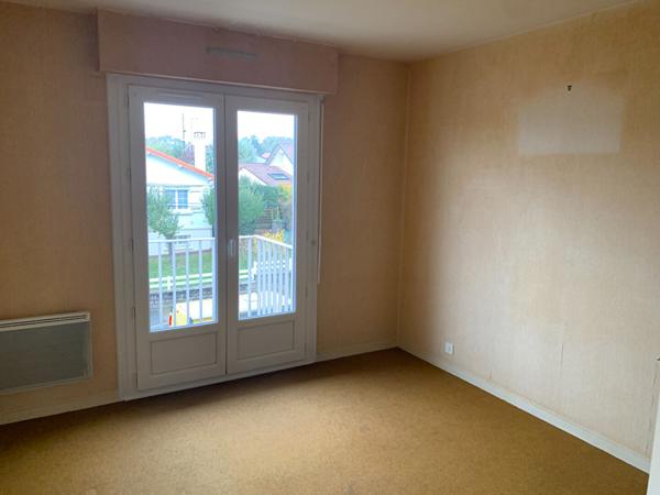 À vendre : Appartement 3 pièces à Bressuire de 72m² avec balcon