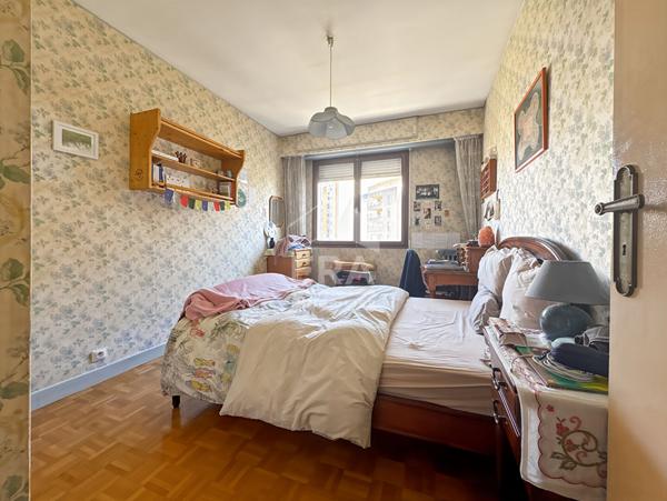 À vendre, Appartement type 4, 82m2, Parking, Marseille 13004