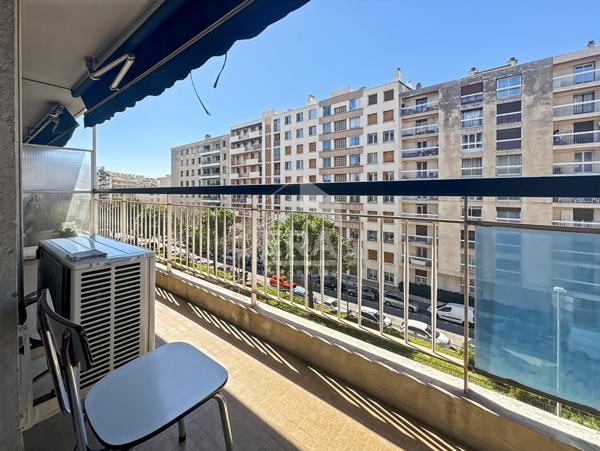 À vendre, Appartement type 4, 82m2, Parking, Marseille 13004