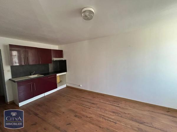 Appartement à louer 2 pièces 41.41m² Le Blanc (36300)