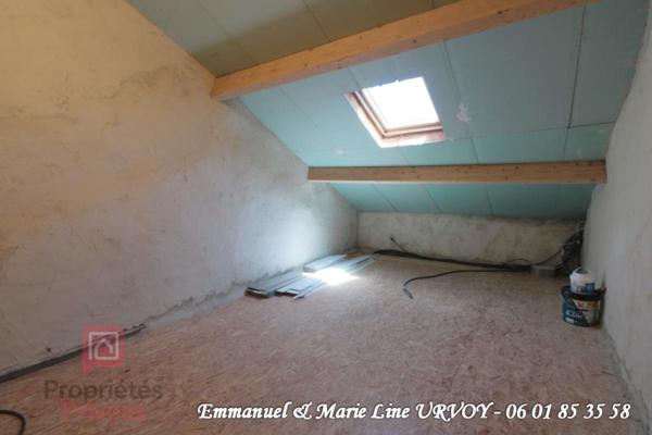 NOVES 13550: Appartement T5 avec véranda et Terrasse