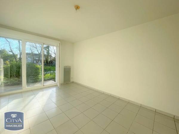 Appartement à louer 2 pièces 33.83m² Coutras (33230)