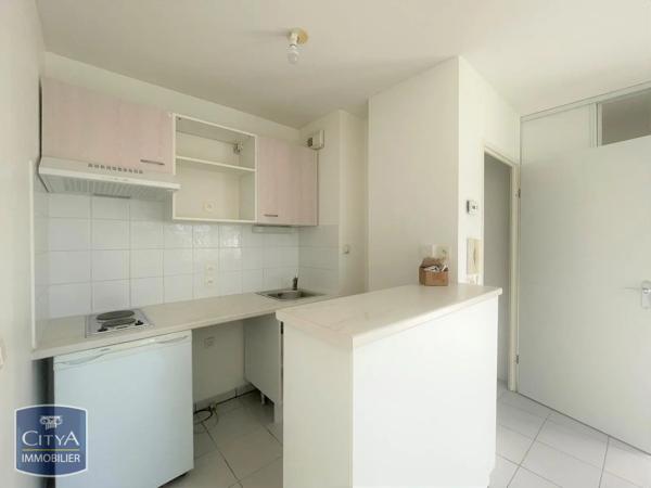 Appartement à louer 2 pièces 33.83m² Coutras (33230)