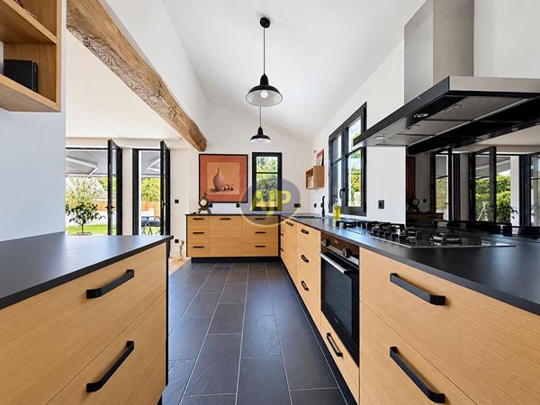 Biens de prestige à vendre Saint Jean De Monts : maison 629 400€ - AJP Immobilier Saint-Jean-de-Monts