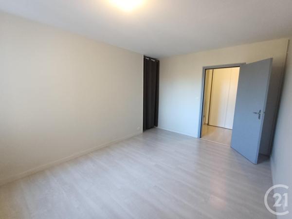 Appartement T3 à vendre  3 pièces - 82,92 m2 RODEZ - 12
