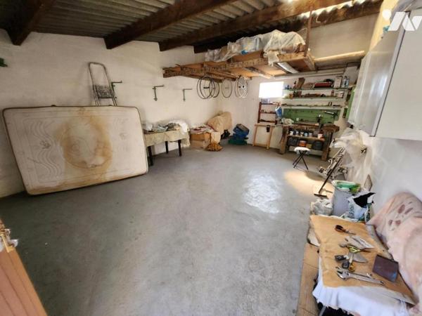 MAISON DE VILLE - A VENDRE - MONTOIRE/ LOIR ( 41800)