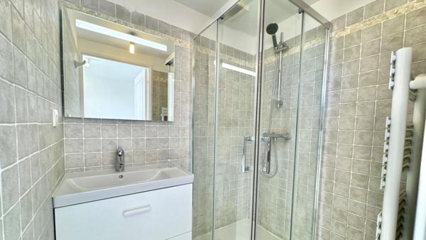 Grimaud - Appartement en duplex avec vue sur la plaine