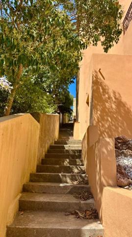 Grimaud - Appartement en duplex avec vue sur la plaine