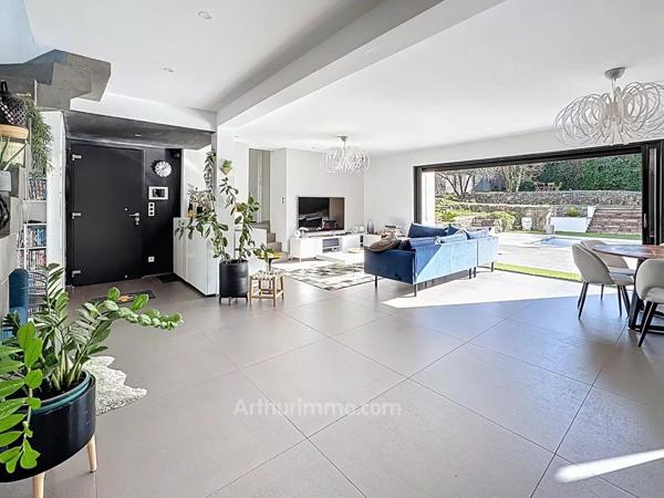 Vente Maison 5 pièces 140 m2 à Mouans-Sartoux