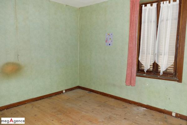 Maison à LAGRAULIERE, 19700 - 8 pièces 150m²