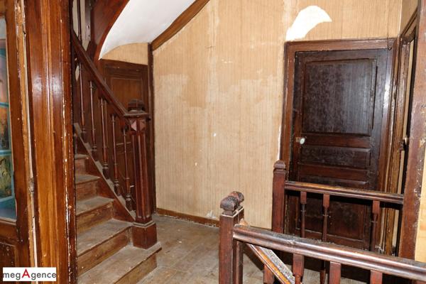Maison à LAGRAULIERE, 19700 - 8 pièces 150m²