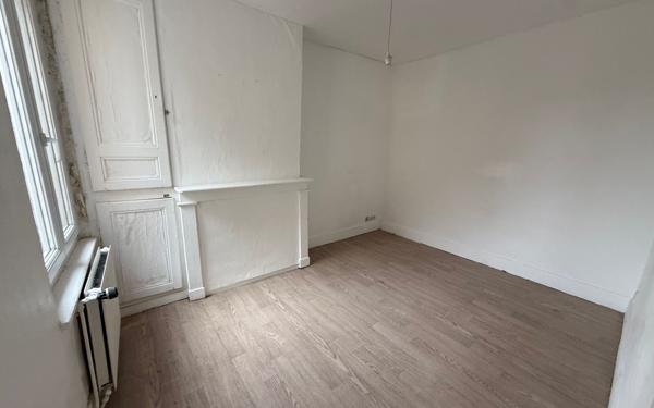 Maison à vendre    3 pièces •  Crécy-sur-Serre