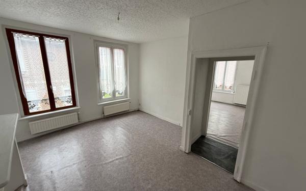 Maison à vendre    3 pièces •  Crécy-sur-Serre