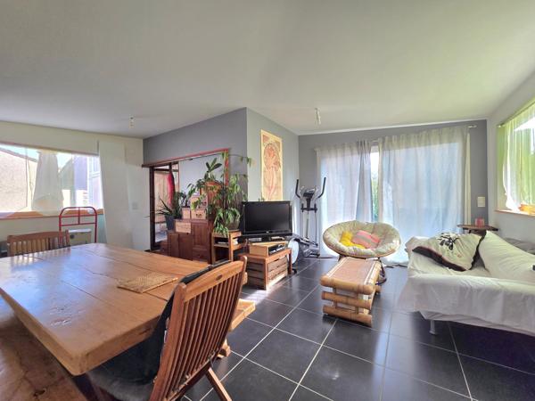 Maison avec 3 chambres, secteur calme