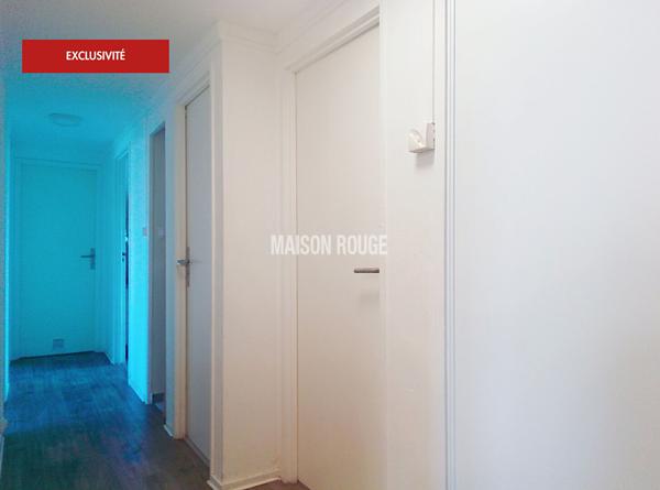 SAINT-BRIEUC : Appartement T4 meublé lumineux avec vue dégagée, parking et cave