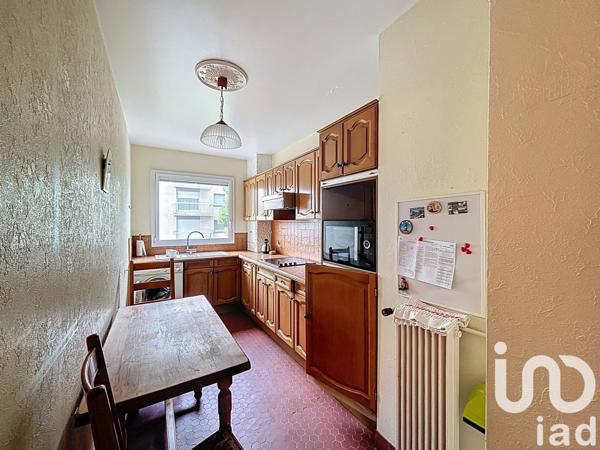 Appartement 4 pièces de 78 m² à Rueil-Malmaison (92500)