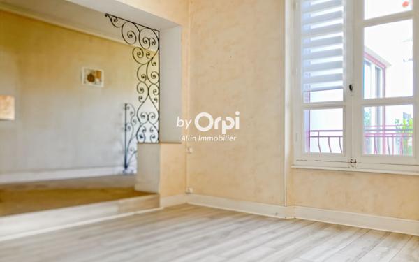 Maison à vendre    4 pièces • 100 m2 Montluçon