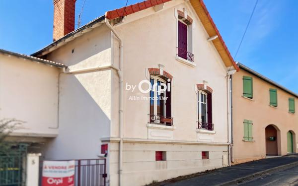 Maison à vendre    4 pièces • 100 m2 Montluçon