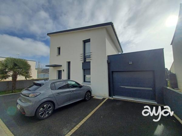 SAVENAY - Belle contemporaine