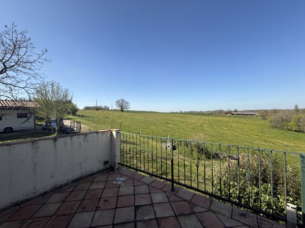 Penne-d'Agenais (47140) LOT ET GARONNE Secteur Penne d-Agenais Charmant Ensemble en Pierre avec Piscine avec hectare terrain